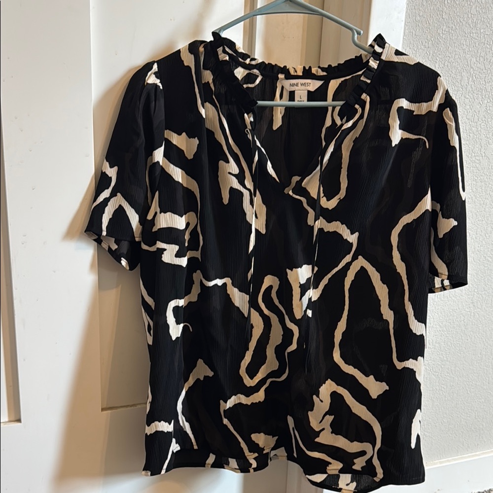 Nine West Abstract Black and White Blouse